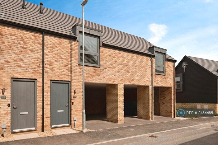 2 Bedroom Flat To Rent In Coln Road, Blunsdon, Swindon, SN26