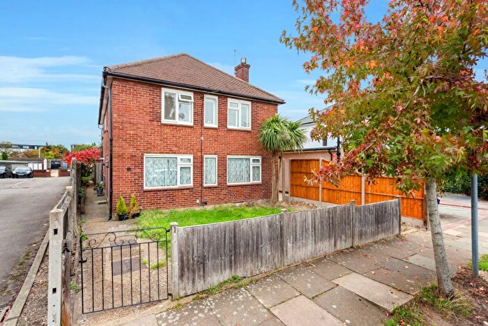 2 Bedroom Flat To Rent In Deane Avenue, Ruislip, HA4