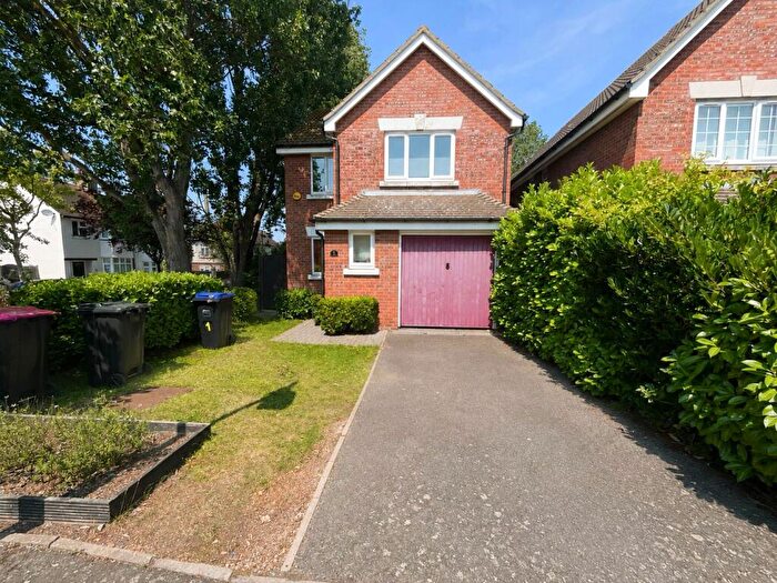 3 Bedroom Detached House To Rent In Ensign Close, Leigh-on-Sea, SS9