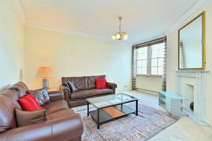 3 Bedroom Flat To Rent In Rodney Court, - Maida Vale, Maida Vale, London, W9