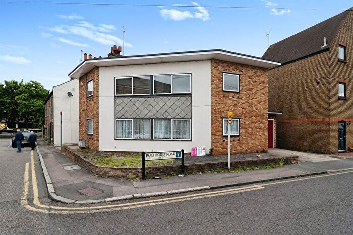 4 Bedroom Maisonette For Sale In Mildmay Road, Chelmsford, CM2