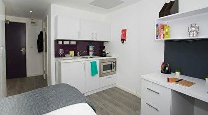 Studio To Rent In The Pavement, Popes Lane, London, W5