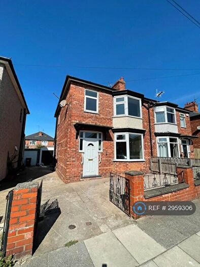 3 Bedroom Semi Detached House To Rent In Park Lane, Darlington, DL1
