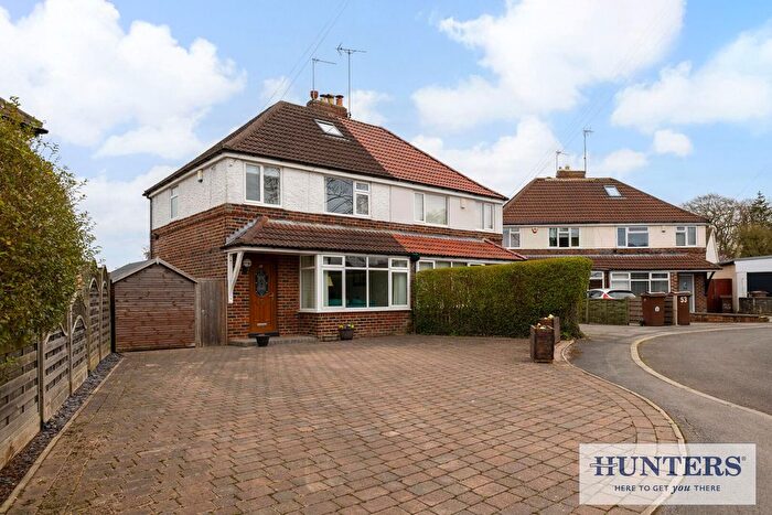 3 Bedroom Semi Detached House For Sale In Fieldhead Road, Guiseley, Leeds, LS20