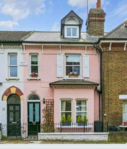 3 Bedroom Terraced House To Rent In Vineyard Terrace, Richmond Upon Thames, TW10