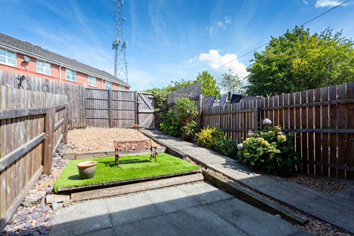 3 Bedroom Terraced House For Sale In Handshaw Drive, Preston, PR1
