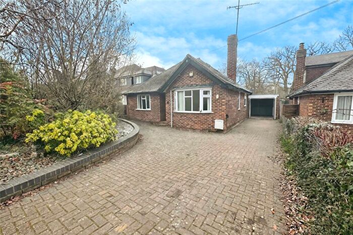 3 Bedroom Bungalow To Rent In Redhatch Drive, Earley, Reading, Berkshire, RG6