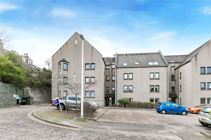 2 Bedroom Flat To Rent In Sunnybank Road, Aberdeen, AB24