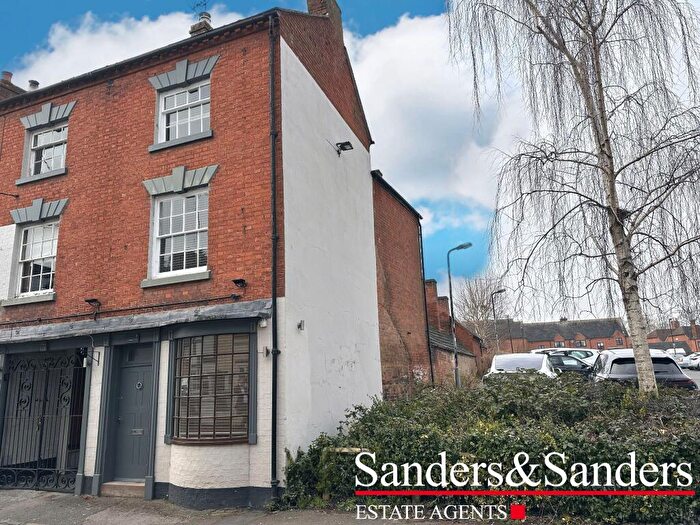 2 Bedroom End Of Terrace House To Rent In Bleachfield Street, Alcester, B49