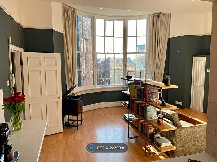 3 Bedroom Flat To Rent In Rodney Street, Liverpool, L1