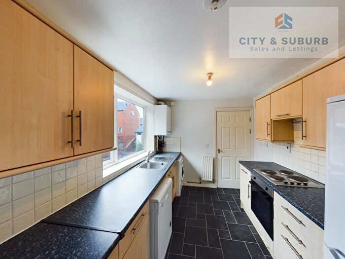 6 Bedroom Flat To Rent In King John Street Heaton, Newcastle Upon Tyne, NE6