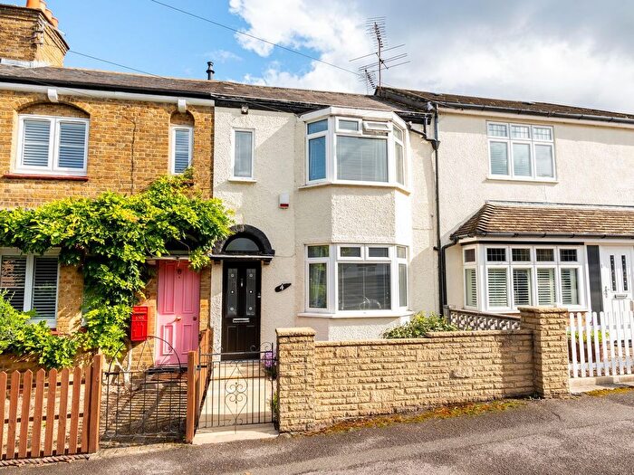 2 Bedroom Terraced House To Rent In Molyneux Road, Weybridge, KT13