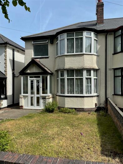 3 Bedroom Semi-Detached House To Rent In Knightwick Crescent, Birmingham, B23