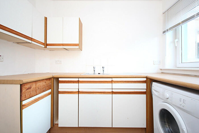 1 Bedroom Flat To Rent In Torriden Street, Coatbridge, ML5