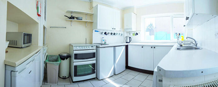 5 Bedroom Terraced House To Rent In Pentyrch Street, Cardiff, CF24