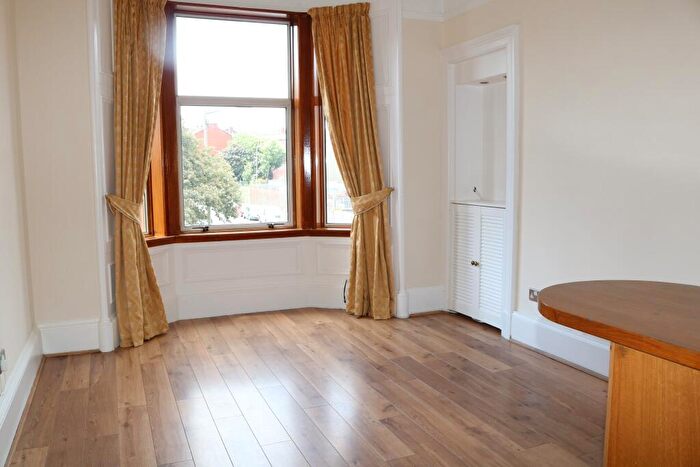 1 Bedroom Flat To Rent In Crow Road, Anniesland, G13