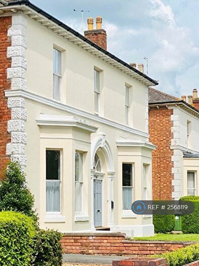 22 Bedroom Detached House To Rent In Russell Terrace, Leamington Spa, CV31