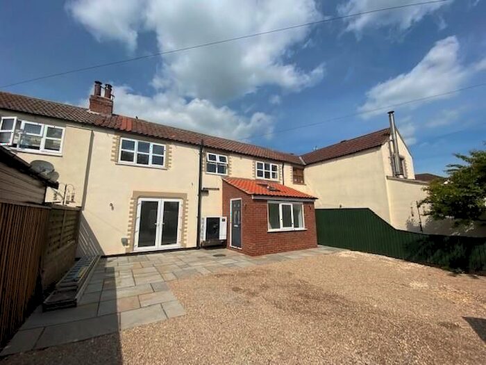 2 Bedroom Cottage To Rent In Starks Row, Fulstow, Louth, LN11