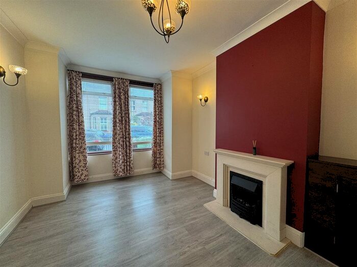1 Bedroom Flat To Rent In Meadow Road, Bromley, BR2