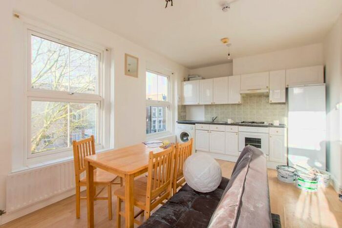 1 Bedroom Flat To Rent In Fonthill Road, Finsbury Park, London, N4