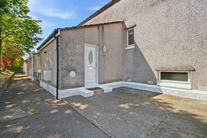 3 Bedroom Terraced House To Rent In Nobleston, Bonhill, West Dunbartonshire, G83