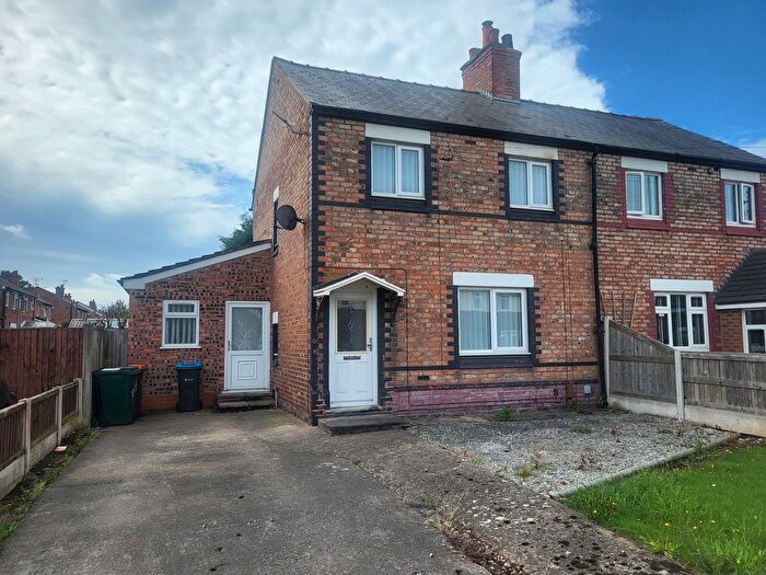 3 Bedroom Semi-detached House For Sale In Princes Road, Ellesmere Port, CH65