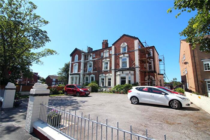 2 Bedroom Apartment For Sale In Queens Road, Southport, Merseyside, PR9