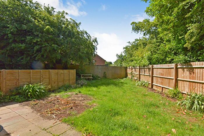 2 Bedroom House To Rent In Richborough, Bancroft, Milton Keynes, MK13