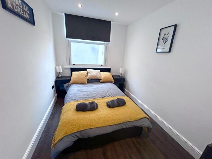 1 Bedroom Apartment To Rent In Windsor Street, Brighton, BN1