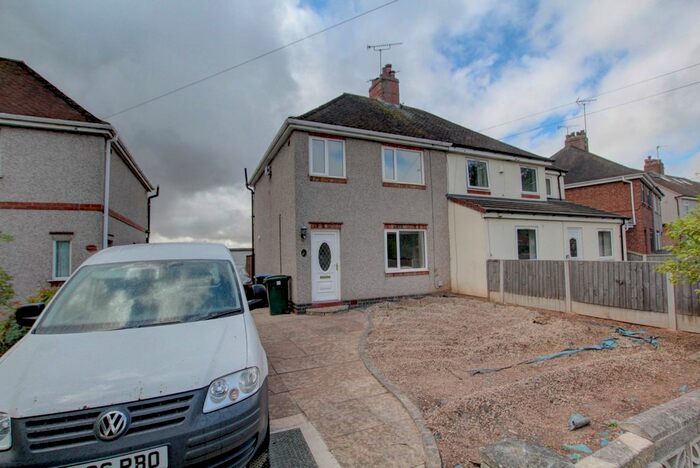 3 Bedroom Semi-Detached House To Rent In Charter Avenue, Coventry, CV4