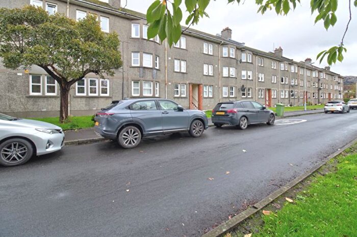2 Bedroom Flat For Sale In Eastfield Crescent, Dumbarton, G82
