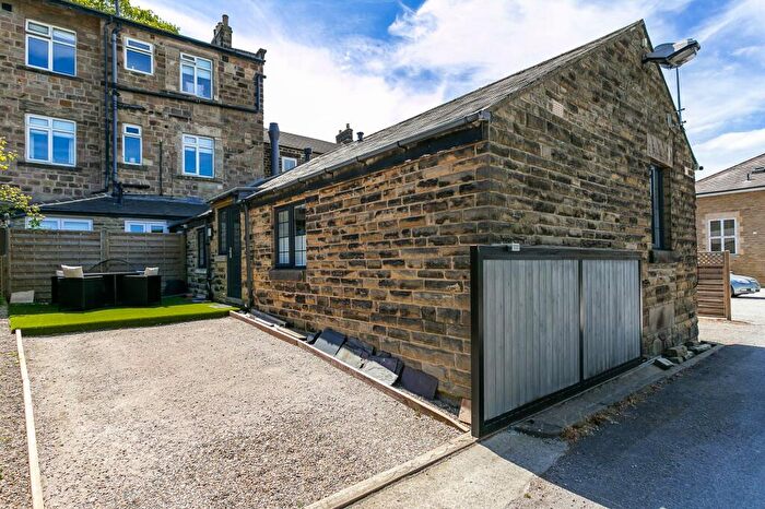 2 Bedroom Detached House To Rent In Harrogate, HG1