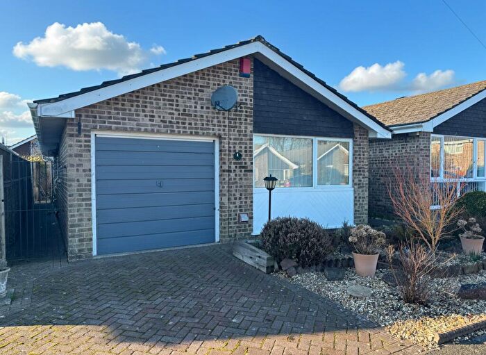 2 Bedroom Detached Bungalow For Sale In Riverdale Close, Fordingbridge, SP6