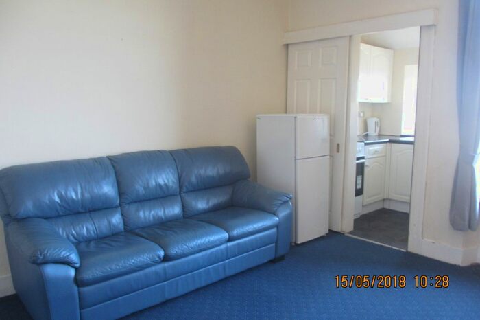 1 Bedroom Flat To Rent In Victoria Road, Top Floor Left, Aberdeen, AB11