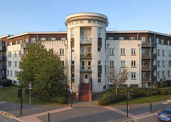 2 Bedroom House To Rent In Kingsquarter, Maidenhead, Berkshire, SL6
