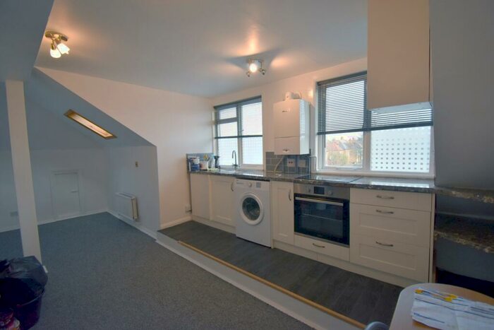 Studio To Rent In Bromley Road London, SE6