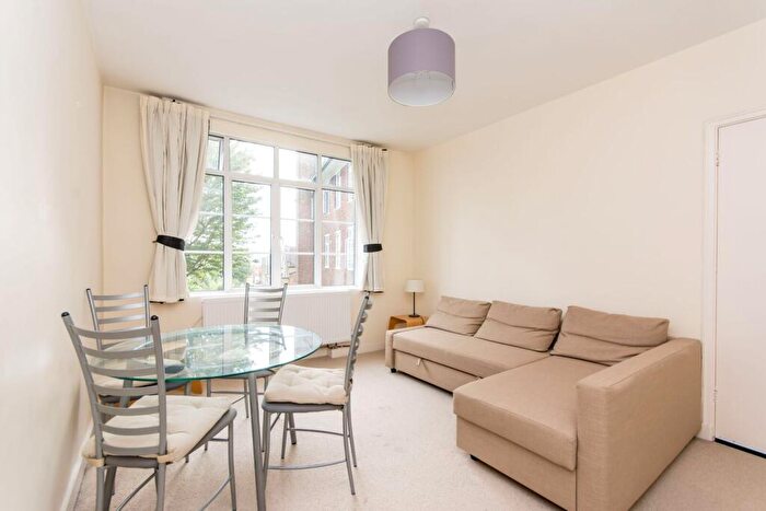 1 Bedroom Flat To Rent In Willesden Lane, Brondesbury, London, NW6