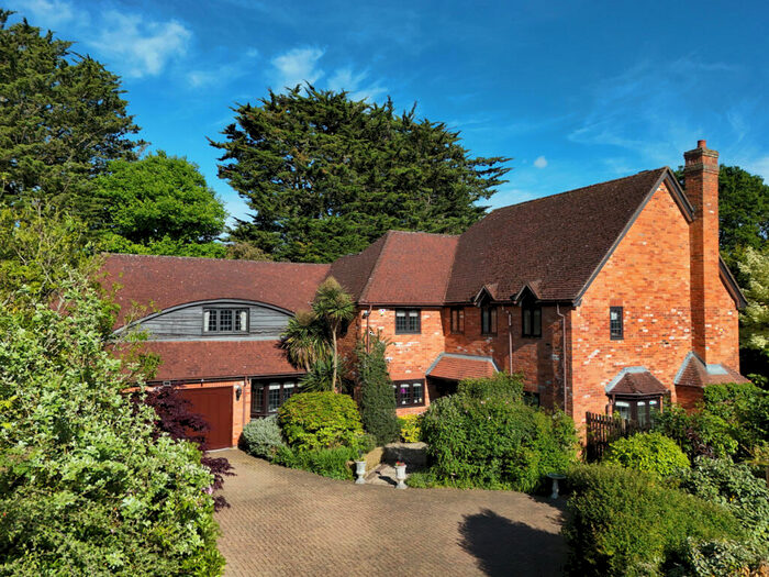 5 Bedroom Detached House For Sale In Ashton Place Maidenhead, Berkshire, SL6