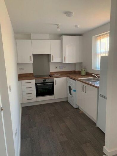 2 Bedroom Flat To Rent In Heroes Drive, Birmingham B29