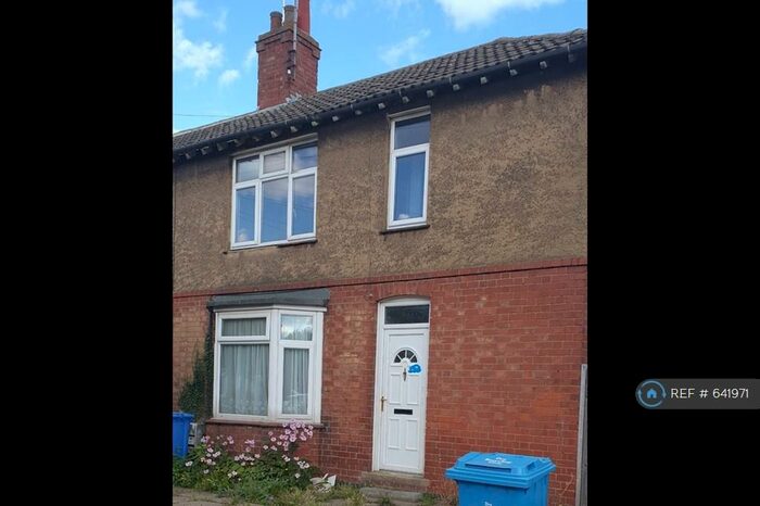 2 Bedroom Semi-Detached House To Rent In Bath Road, Kettering, NN16