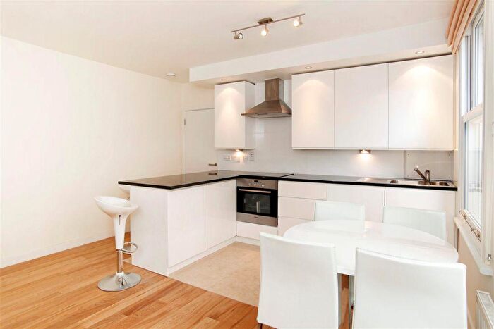 1 Bedroom Apartment To Rent In Leather Lane, London, EC1N