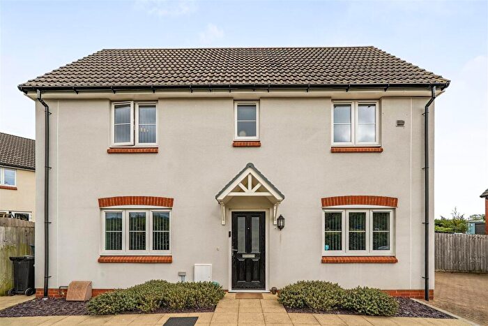 3 Bedroom Detached House For Sale In Ridgeway View Beaminster, DT8