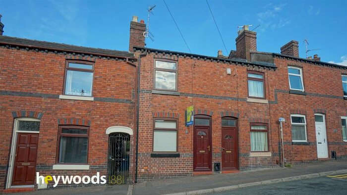 2 Bedroom Terraced House To Rent In West Street, Newcastle-Under-Lyme, ST5
