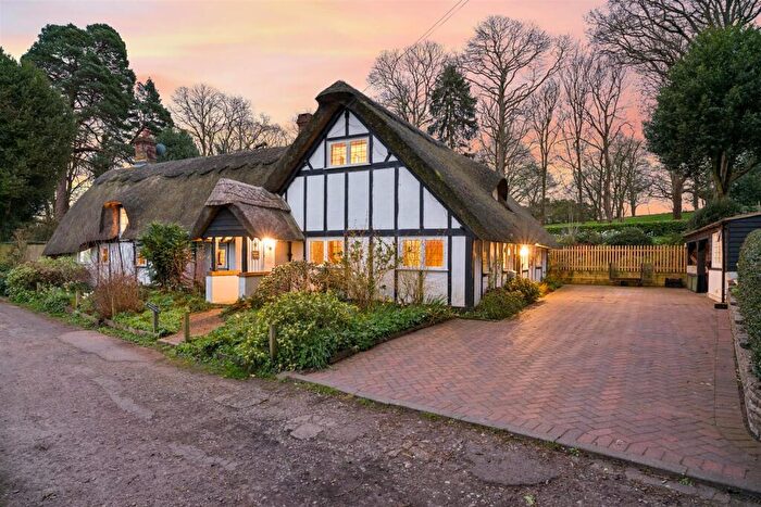 3 Bedroom Detached House For Sale In Spinney Lane, Aspley Guise, Milton Keynes, MK17