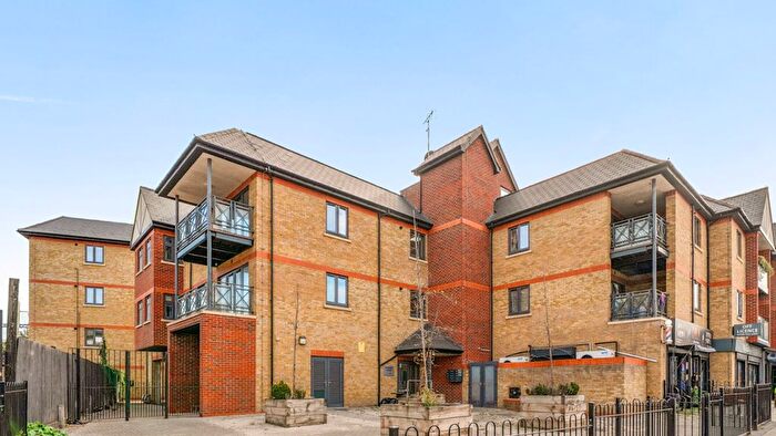 2 Bedroom Flat For Sale In Midland House, West Drayton, UB7