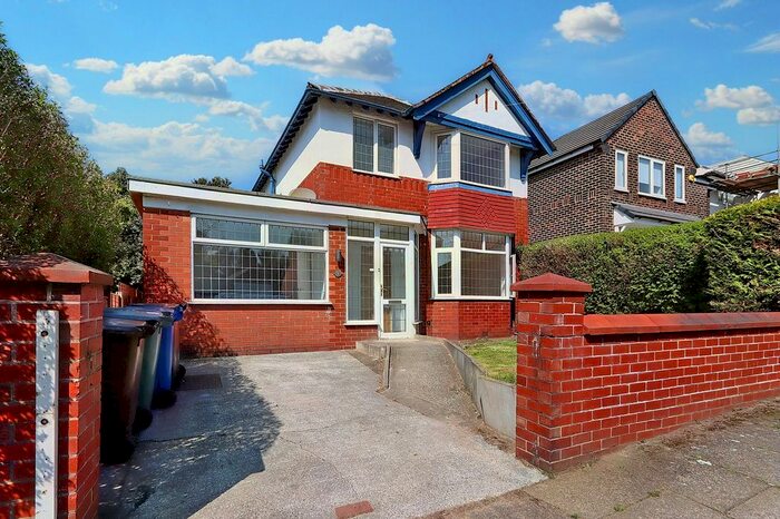 3 Bedroom Detached House To Rent In Sandy Meade, Prestwich, M25