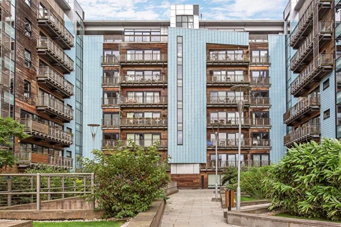 2 Bedroom Flat To Rent In Breadalbane Street, Bonnington, Edinburgh, EH6