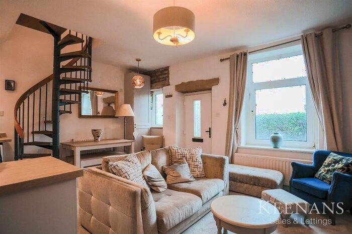2 Bedroom End Of Terrace House For Sale In Hollinhurst View, Higham, Burnley, BB12