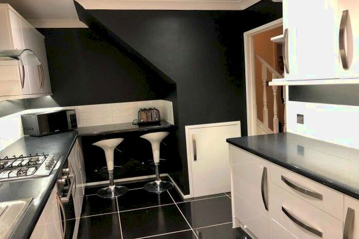 2 Bedroom Property To Rent In Grange Road, Romford, RM3