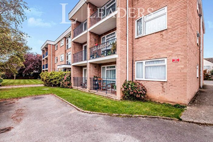 1 Bedroom Flat To Rent In Saffrons Court, Downview Road, Worthing, BN11